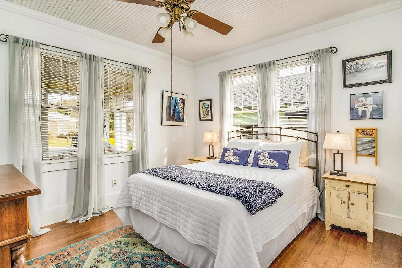 Sunnyside Cottage Pensacola 0*,